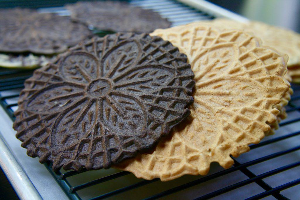 Gluten Free Pizzelles- turn these beauties into ice cream sandwiches! // @bobsredmill.com