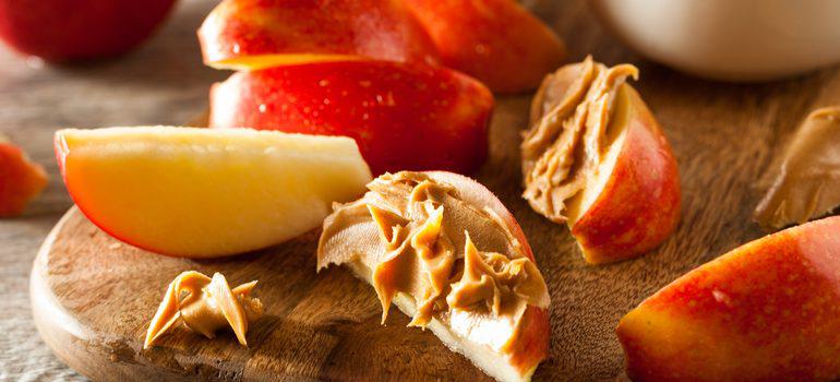 8 Organic Snacks Kids Will Love _ Bobs Red Mill