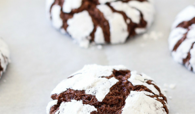chocolate-crinkle-cookies