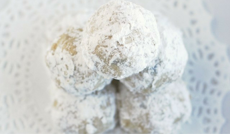vegan-snowball-cookies