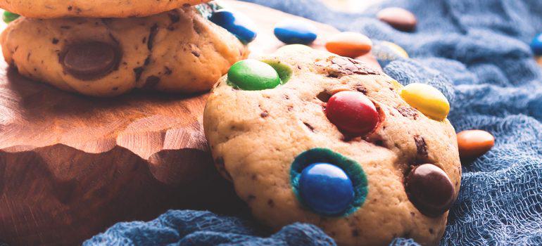 7 Tasty Easter Dessert Recipes _ Bobs Red Mill