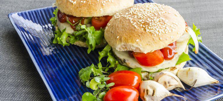 3 Deliciously Healthy Mothers Day Lunches _ Bobs Red Mill