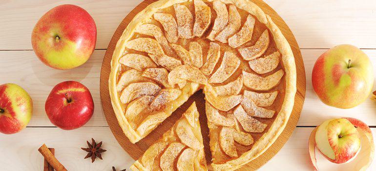 6 Desserts Perfect for Celebrating Dad This Father's Day _ Bobs Red Mill