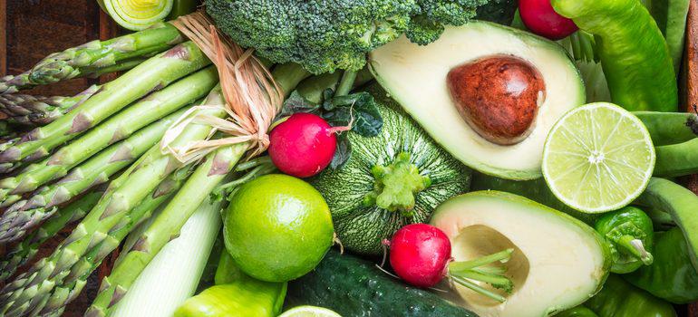 Perfecting the Green Smoothie _ Bobs Red Mill