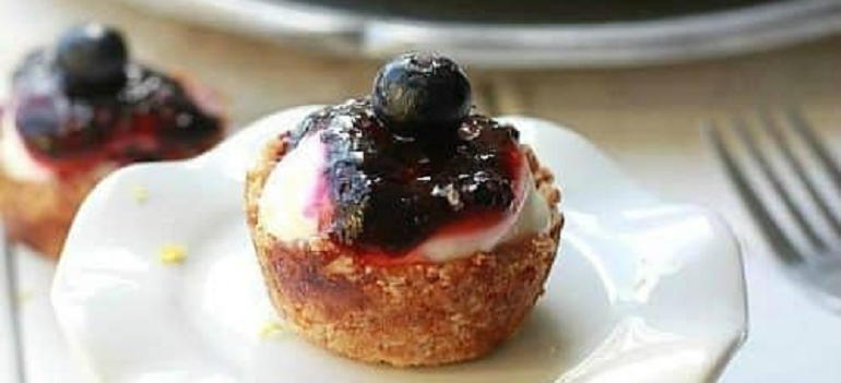 10 Tips for Making the Perfect Homemade Cheesecake | Bob's Red Mill