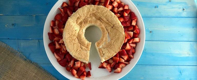 Valentines Day Desserts: Baked With Love | Bob's Red Mill Blog