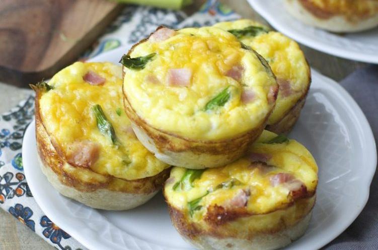 Ham and Asparagus Quiche Cups