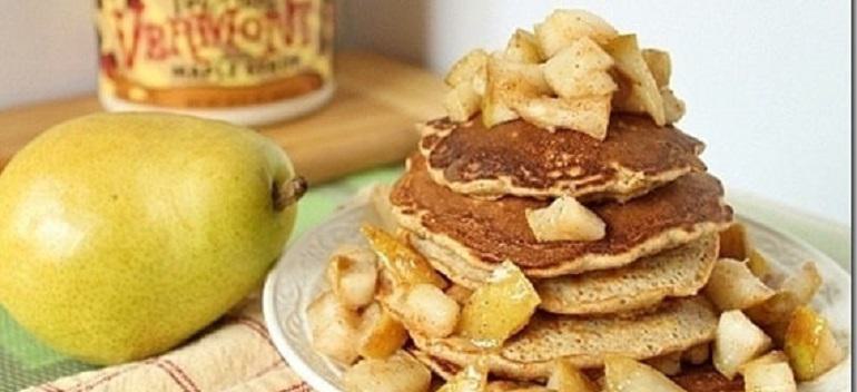 5 Fruity Toppings to Take Your Pancakes to The Next Level | Bob's Red Mill Blog
