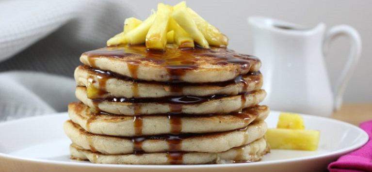 5 Fruity Toppings to Take Your Pancakes to The Next Level | Bob's Red Mill Blog