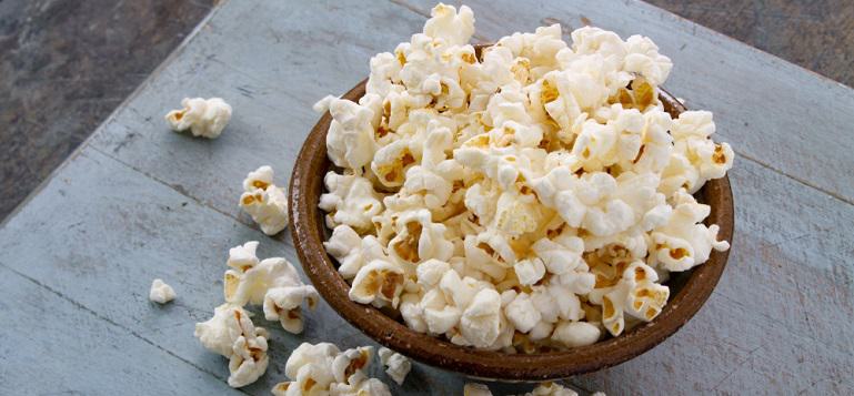 How to Cook Popcorn on the Stove | Bob's Red Mill Blog