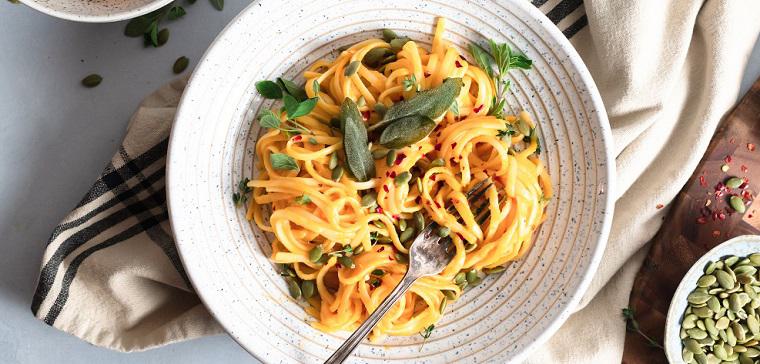 Creamy Vegan Butternut Squash Pasta with Sage & Pumpkin