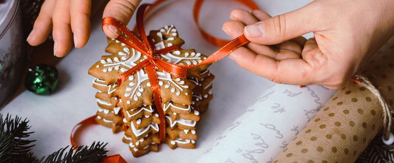 10 Cookie Recipes to Give As Holiday Gifts