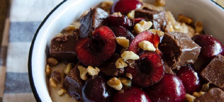 Michigan Cherry Walnut Fudge Oatmeal