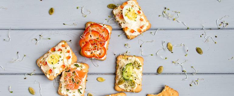 How Long Do Homemade Crackers Last?