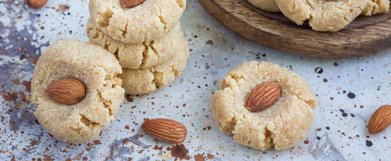 Blanched vs. Unblanched Almond Flour: What's the Difference?