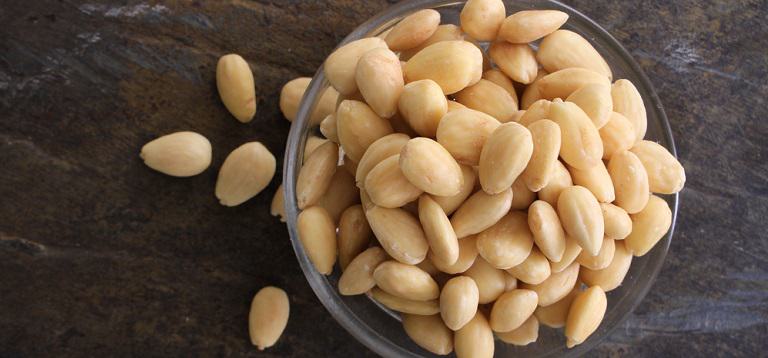 peeled whole blanched almonds nuts